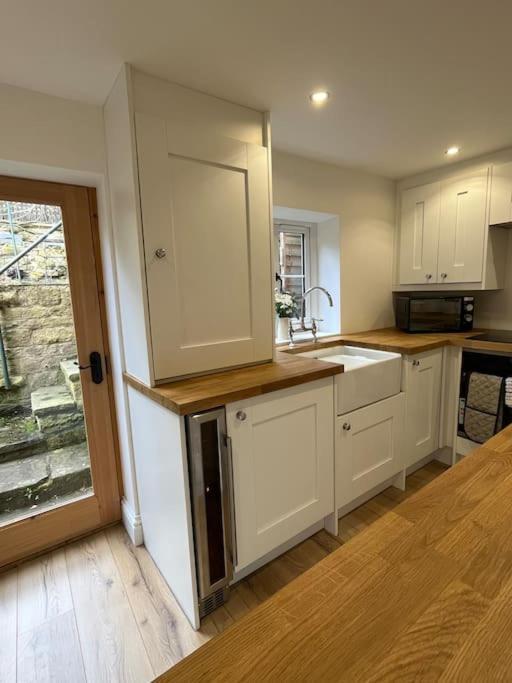 Millstone Cottage Newmillerdam Hill Top Dış mekan fotoğraf